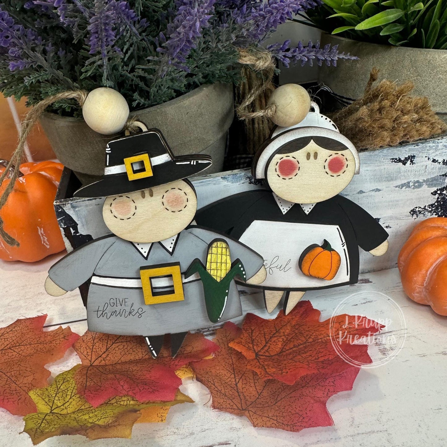 Adorable Chubby Pilgrim Ornaments for Thanksgiving - Farmhouse Charm