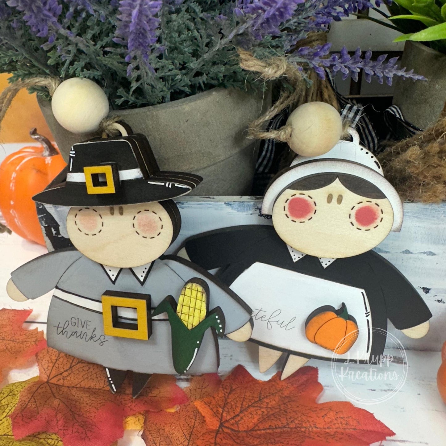 Adorable Chubby Pilgrim Ornaments for Thanksgiving - Farmhouse Charm