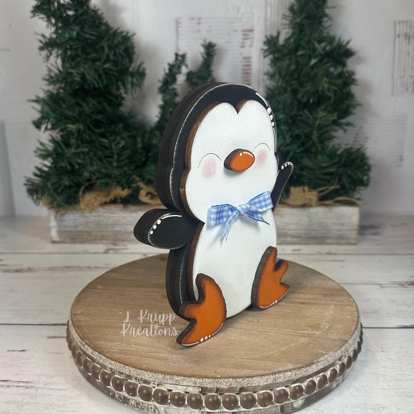 Rustic Wooden Penguin – Handcrafted Winter Shelf Sitter
