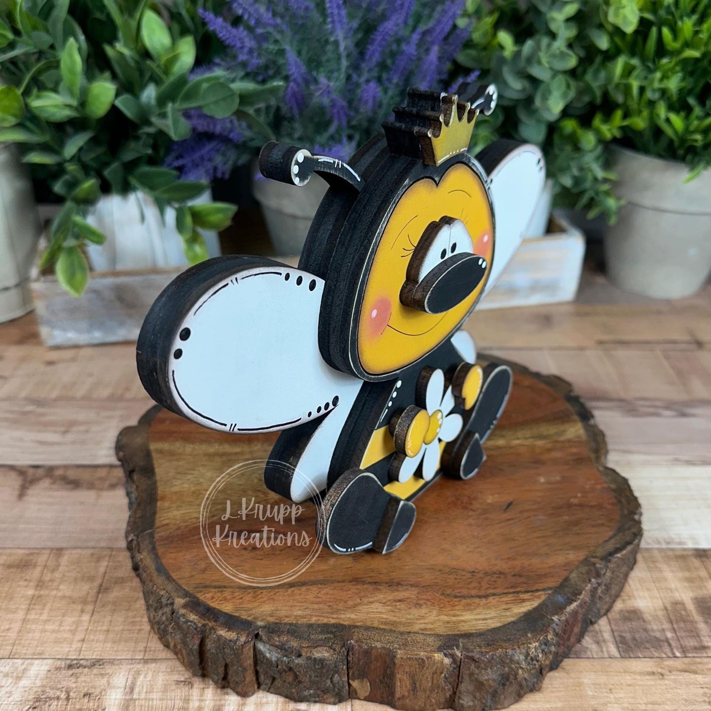 Chunky Wooden Bee Shelf Sitters – Rustic Farmhouse Spring &amp; Summer Decor