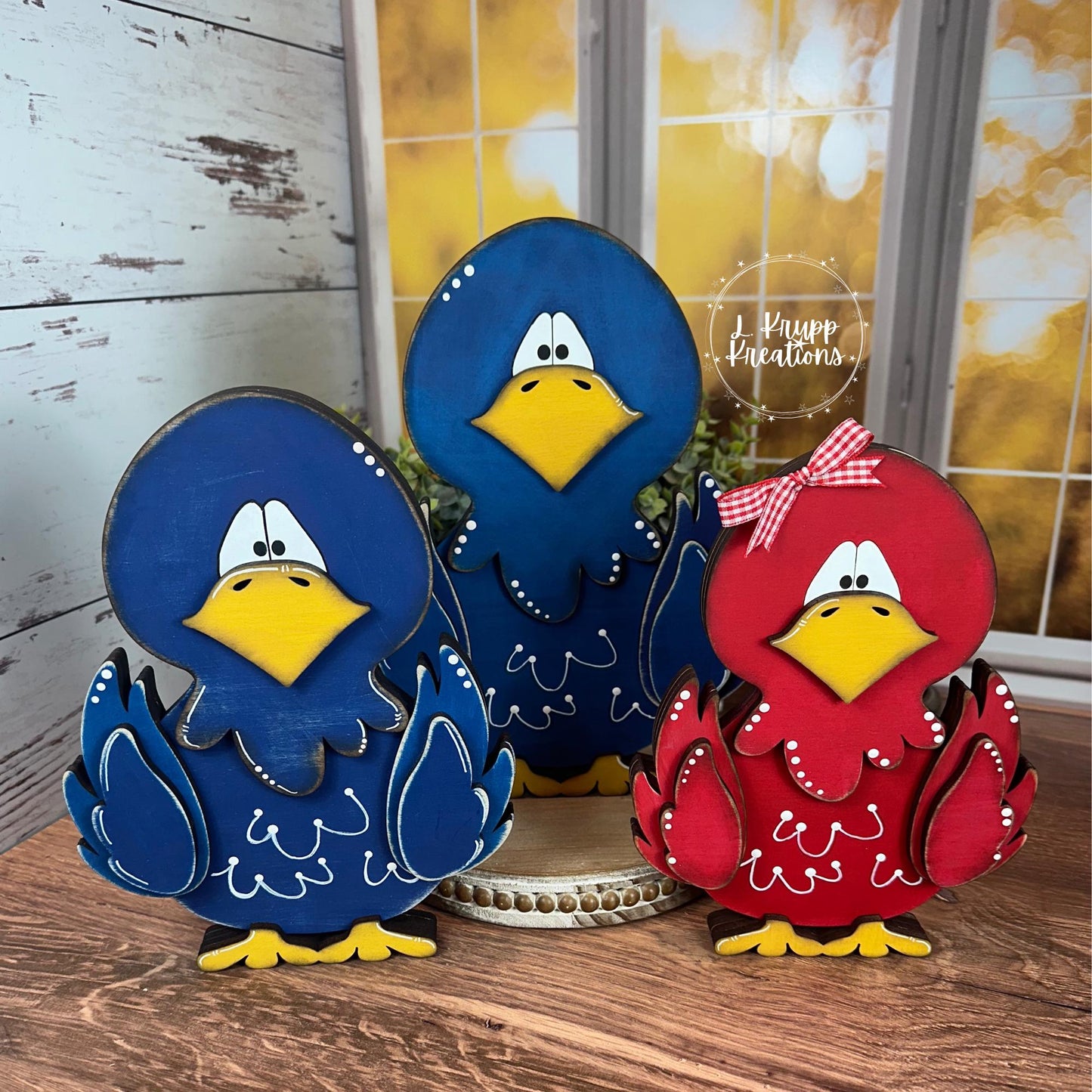 Charming Wooden Farmhouse Bluebird Shelf Decor Accent - Rustic Home Decoration for Cozy Spaces
