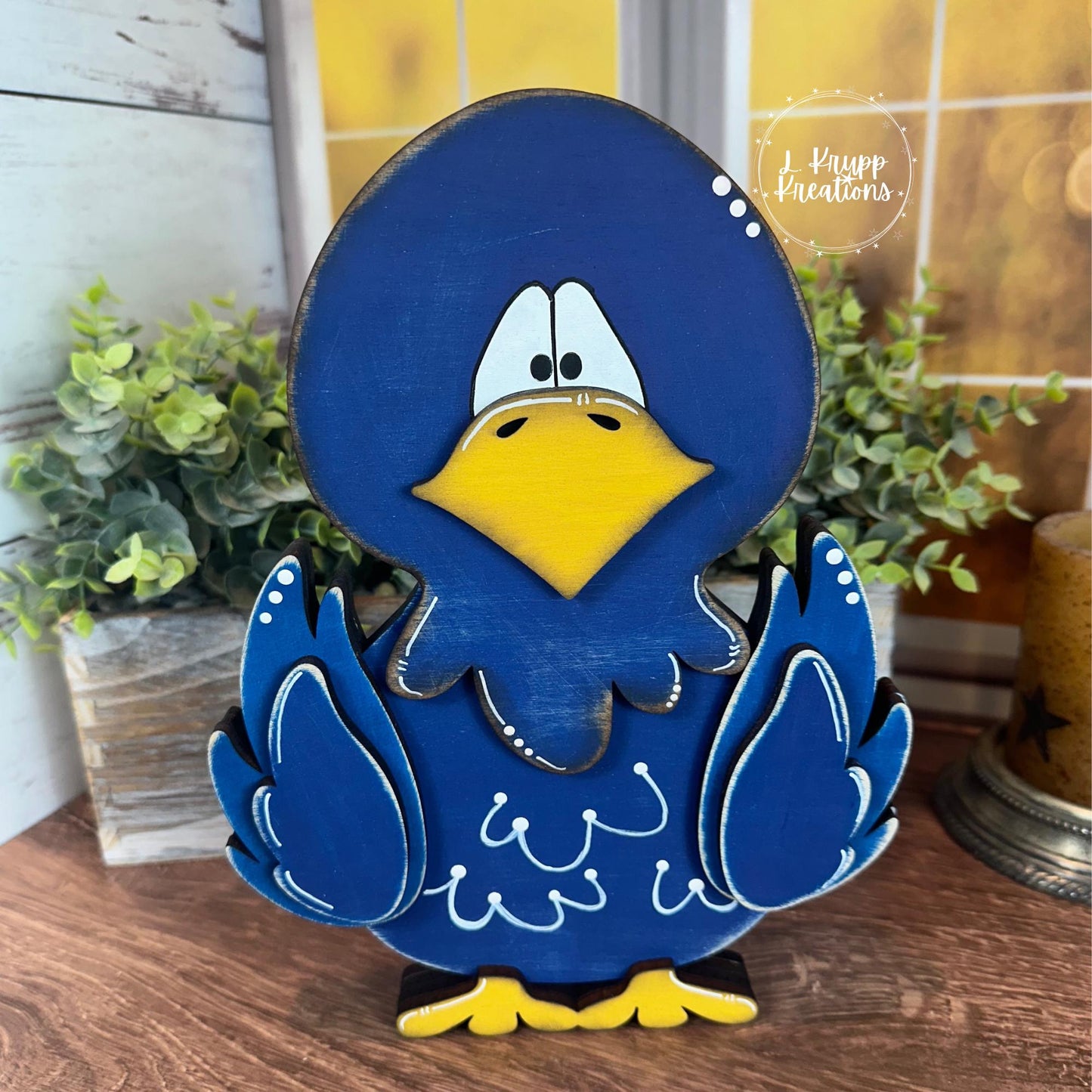 Charming Wooden Farmhouse Bluebird Shelf Decor Accent - Rustic Home Decoration for Cozy Spaces
