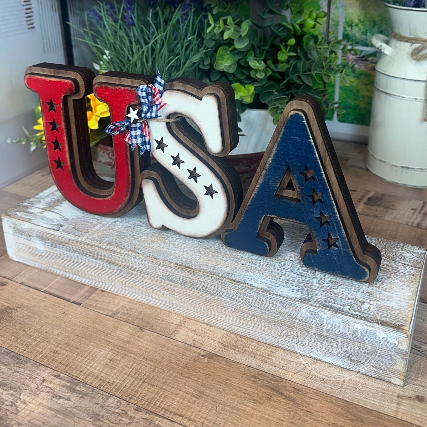Handcrafted USA Rustic Wooden Chunky Shelf Sitter - Vintage Americana Accent