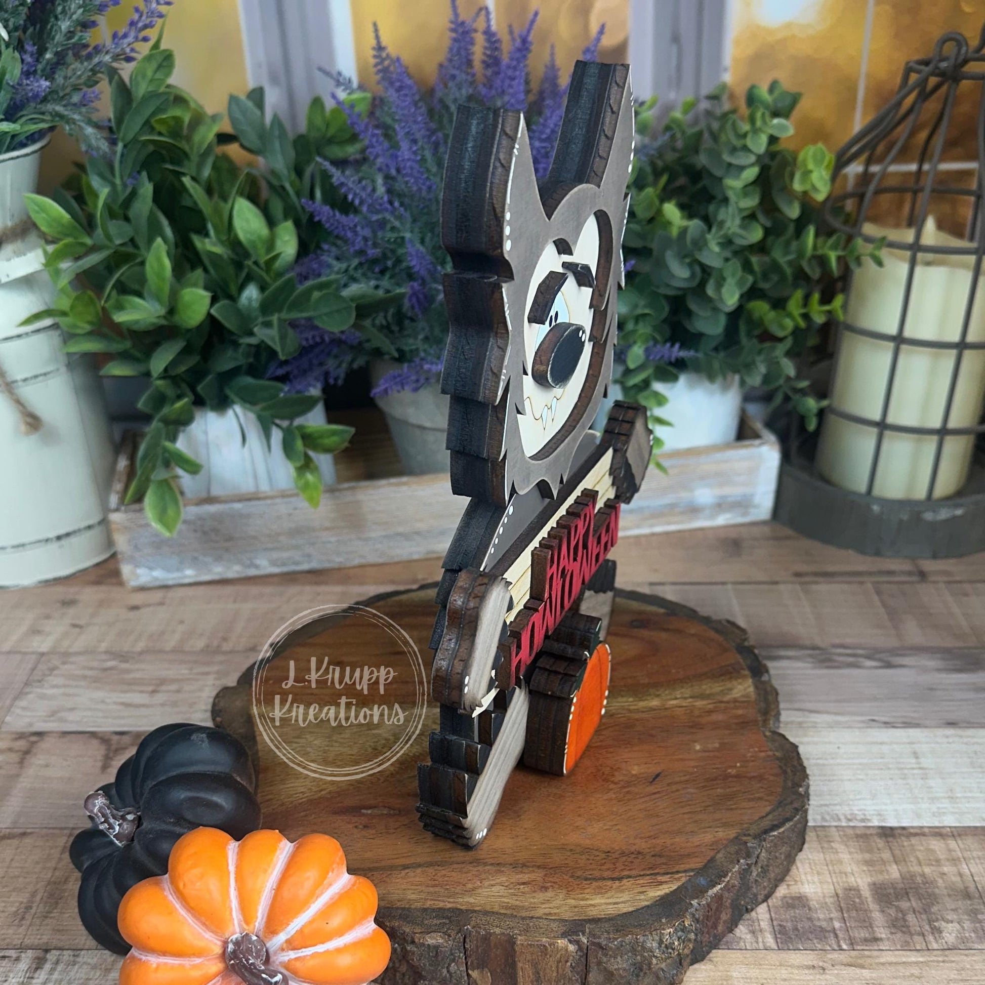 Rustic Howling at the Moon: Farmhouse Halloween Werewolf Decor