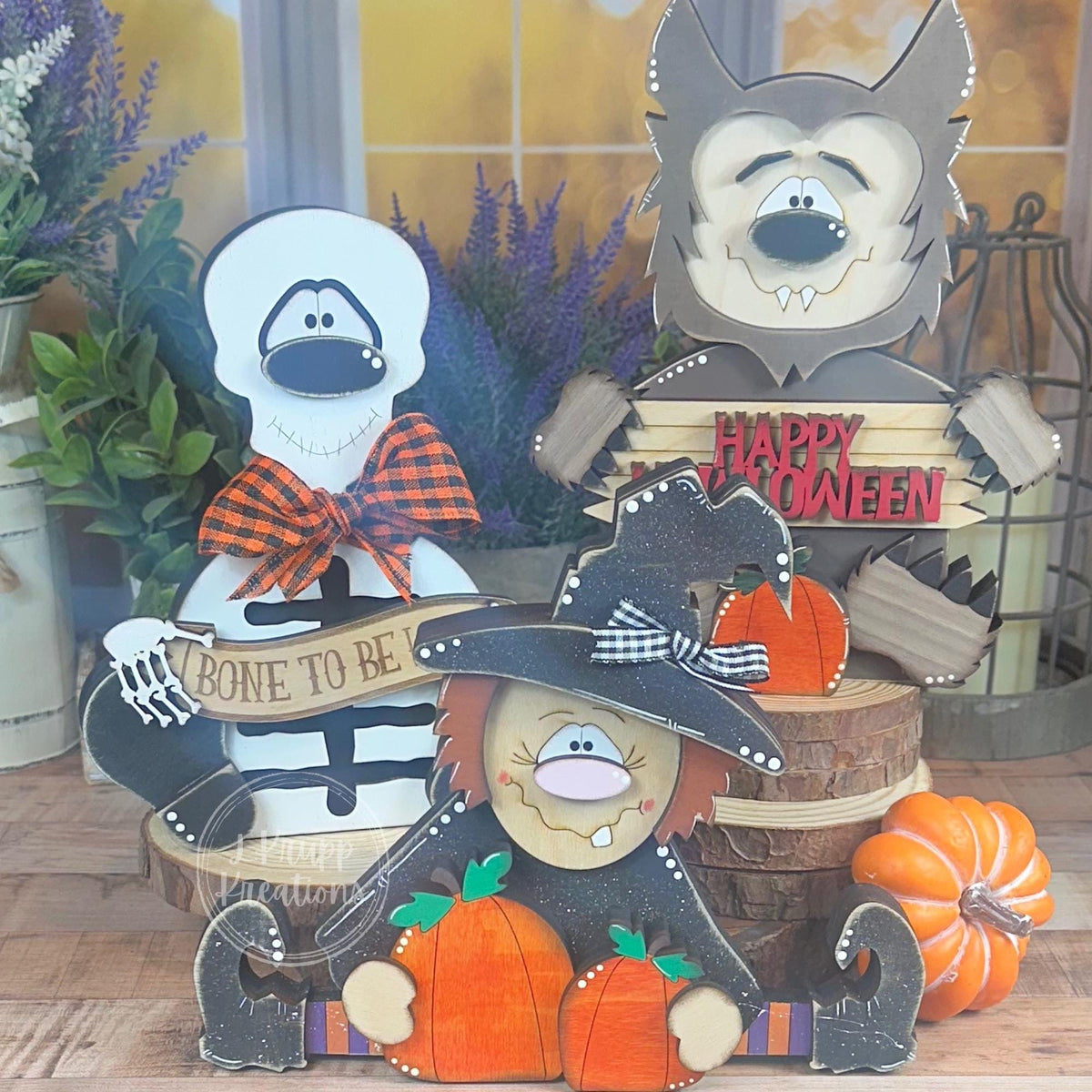 Rustic Howling at the Moon: Farmhouse Halloween Werewolf Decor