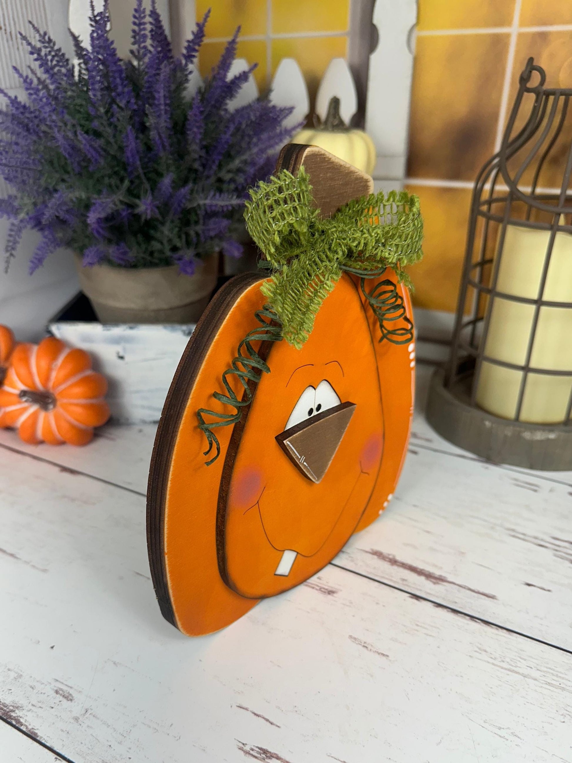 Hand-Painted Wooden Pumpkins with Faces – Rustic Fall Shelf Decor
