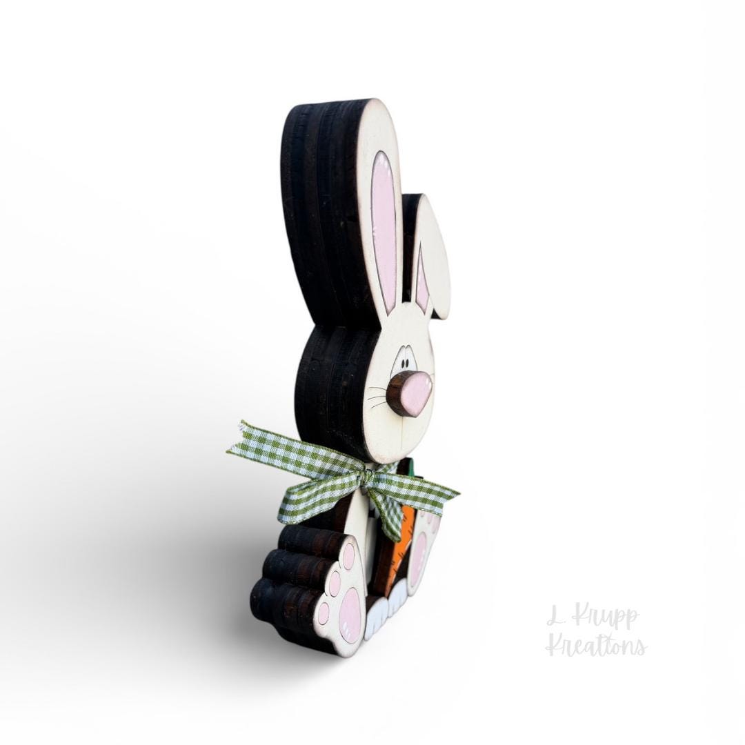 Handcrafted Wooden Bunnies Holding a Carrot - Charming Easter Accent