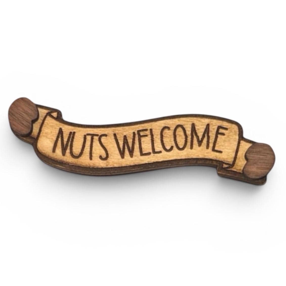 Rustic Wooden Squirrel Shelf Sitter – Handcrafted Woodland Decor