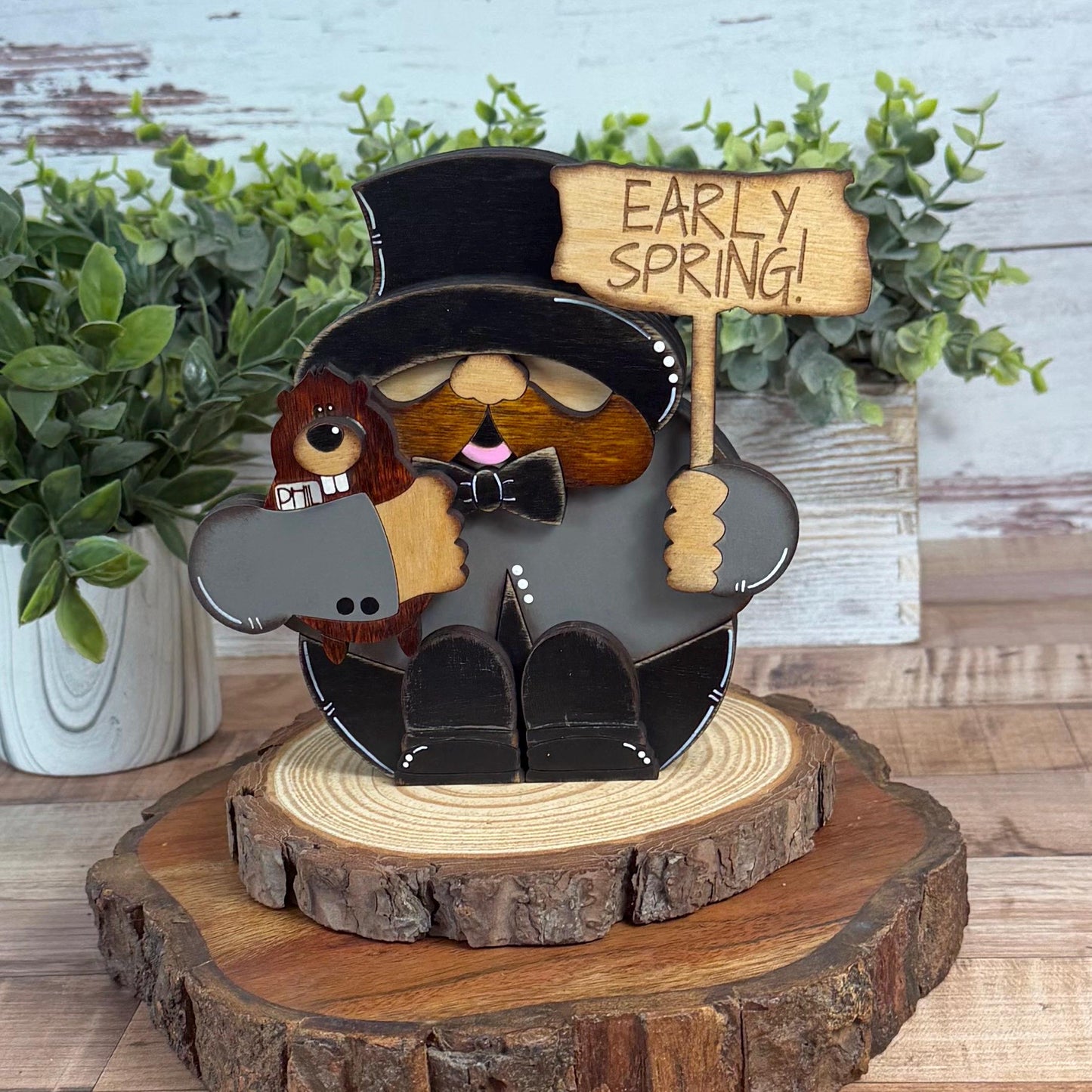 Interchangeable Groundhog Day Decor Shelf Sitter