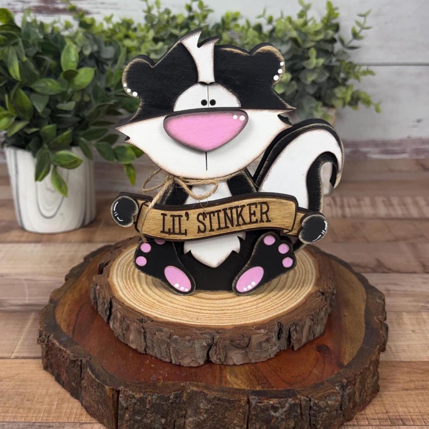 Interchangeable Skunk Shelf Sitter, Funny Woodland Decor, Hand Painted Wood Skunk