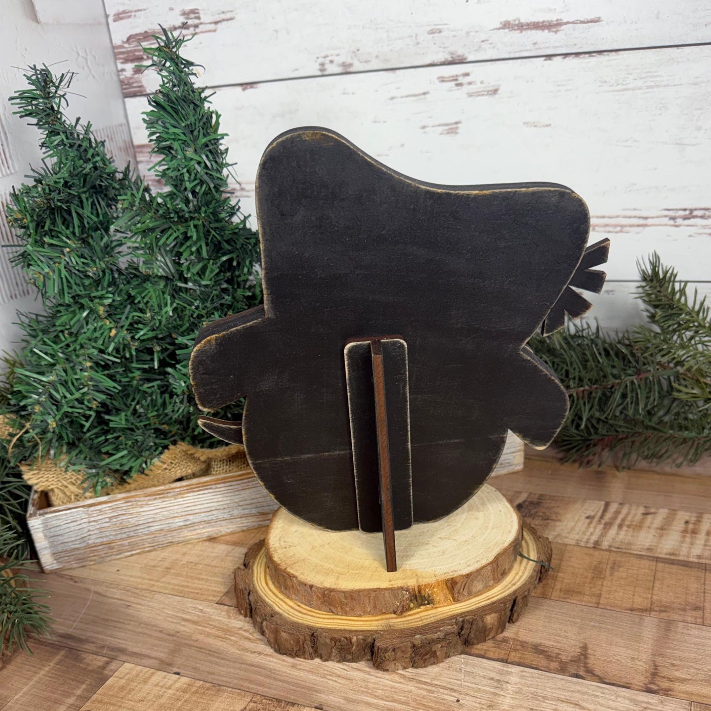 Hand-Painted Wood Snowman: Rustic Farmhouse Winter Decor