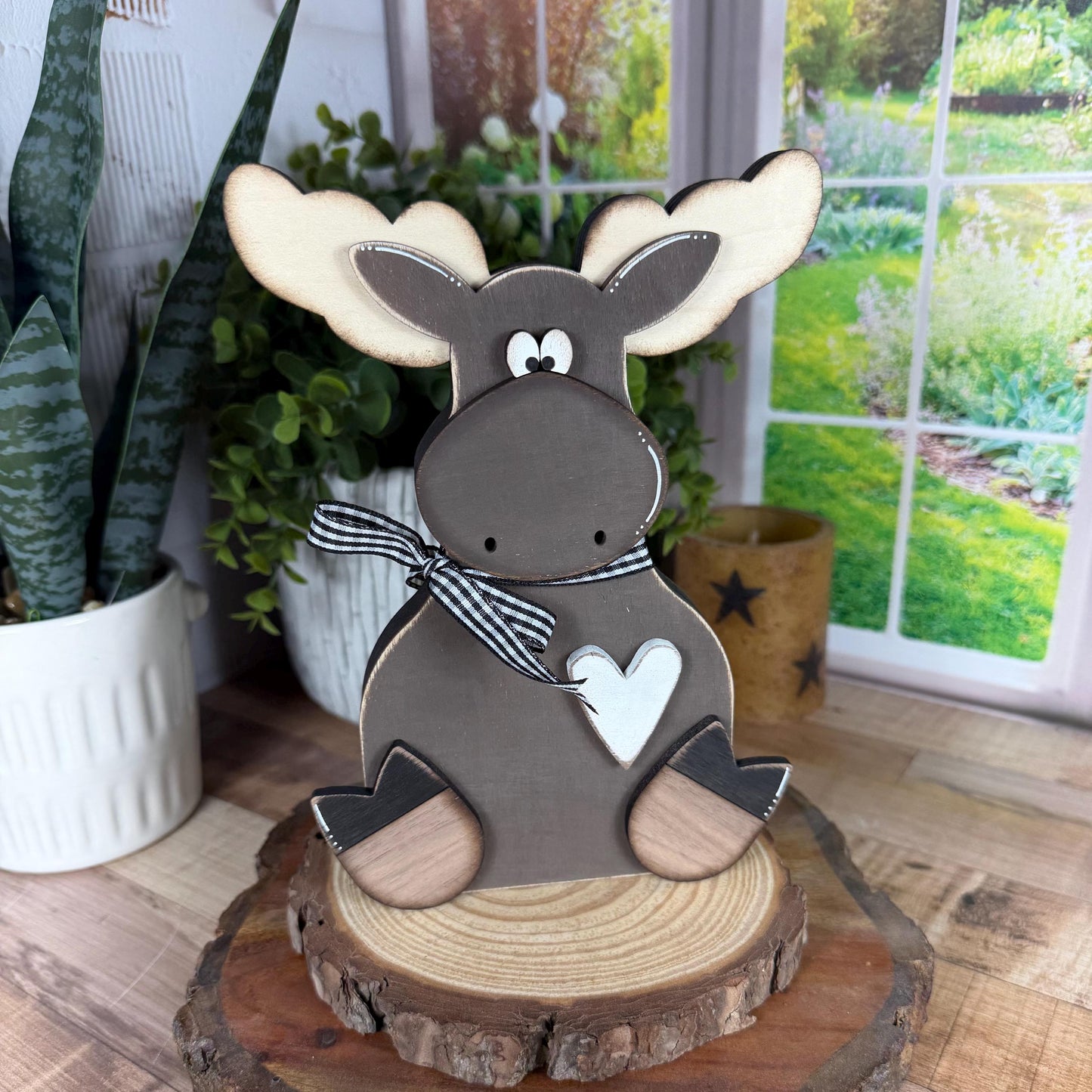 Rustic Cabin Moose Decor | Enchanting Rustic Woodland Animal Accents