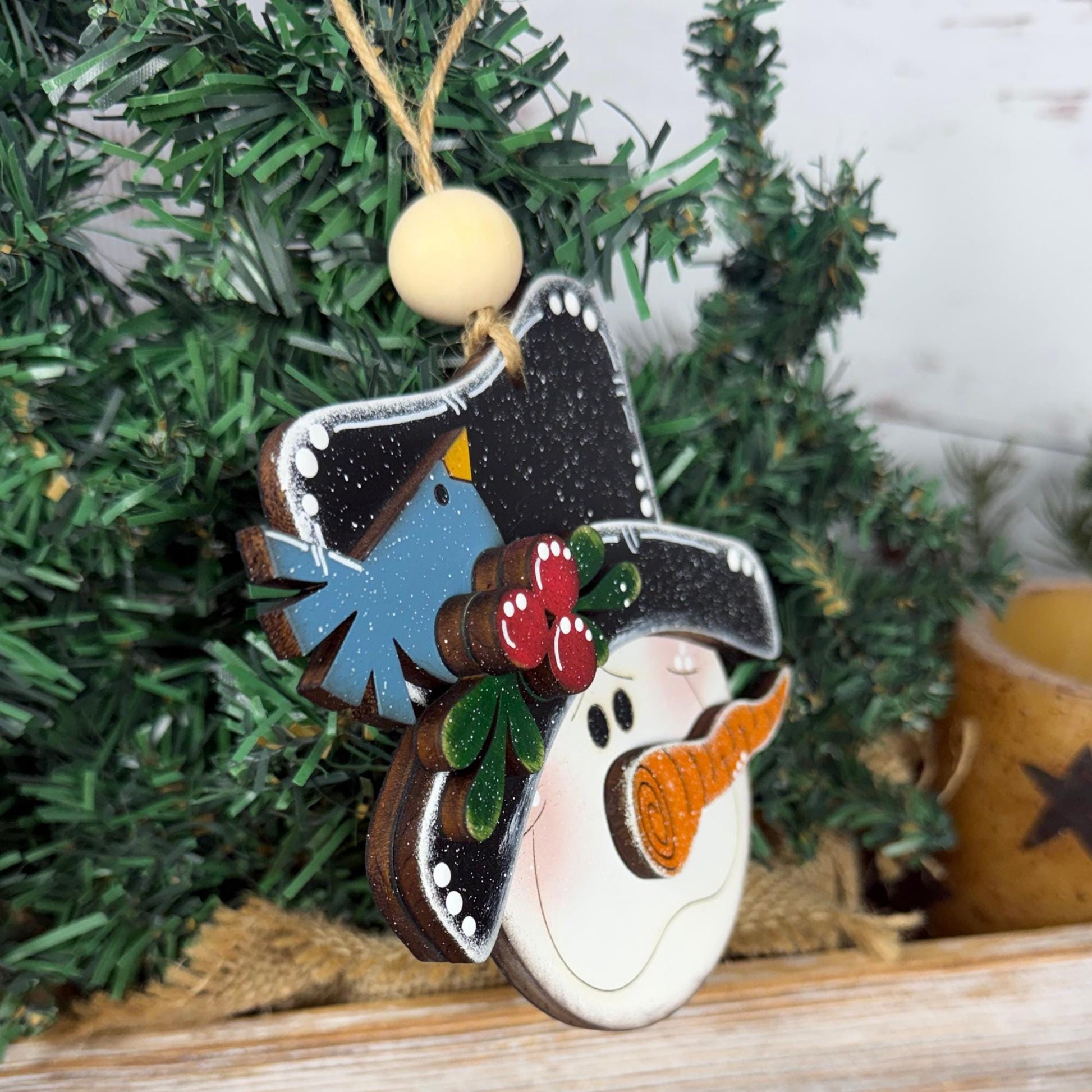 Hand-Painted Wood Snowman: Rustic Farmhouse Winter Decor