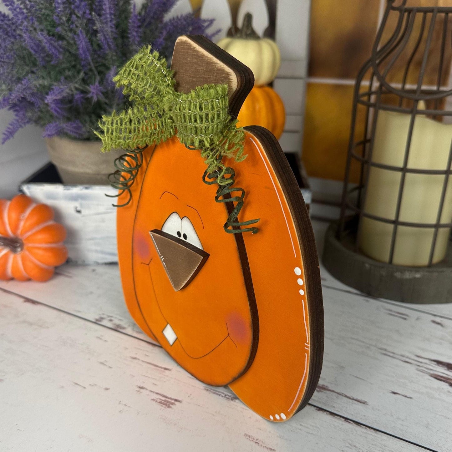 Hand-Painted Wooden Pumpkins with Faces – Rustic Fall Shelf Decor