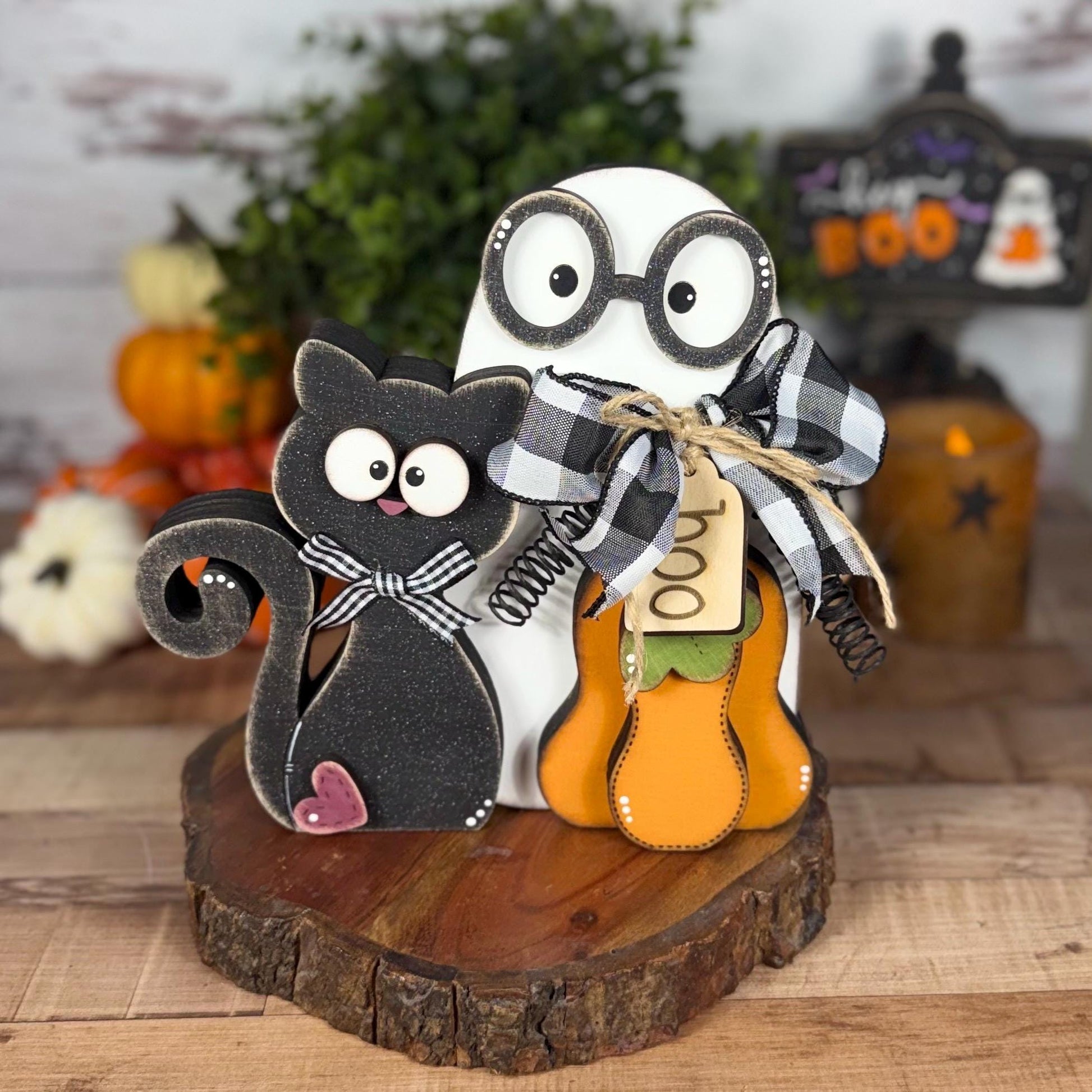 Stitched Boo Shelf Sitter – Black Cat, Ghost & Pumpkin Halloween Decor
