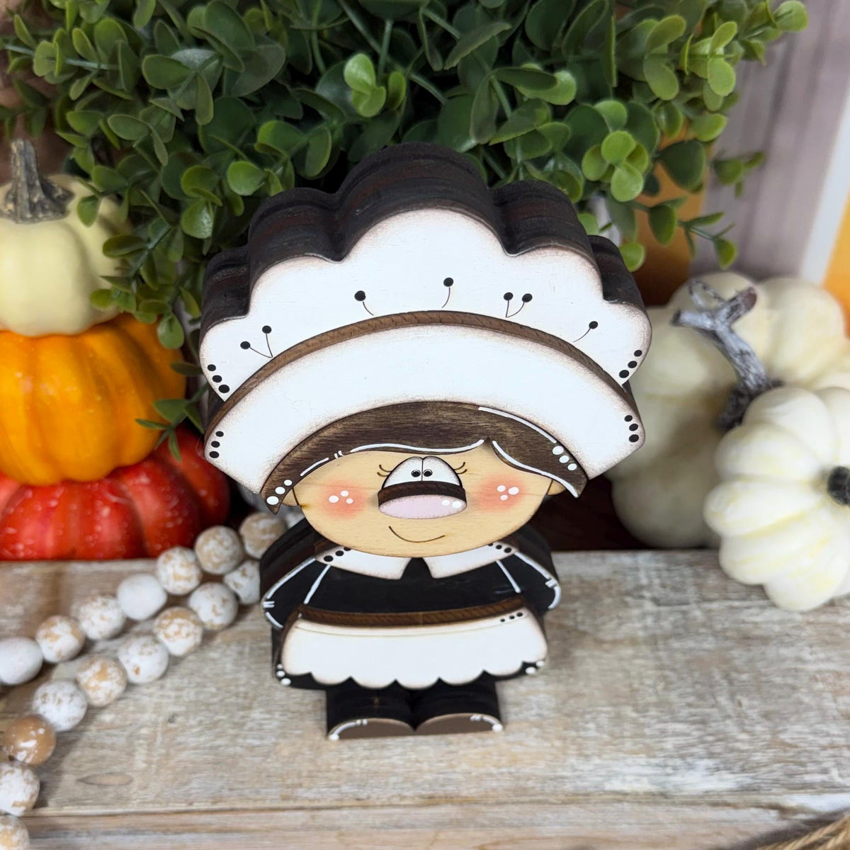 Wooden Pilgrim Couple Shelf Sitters, Rustic Fall Thanksgiving Decor