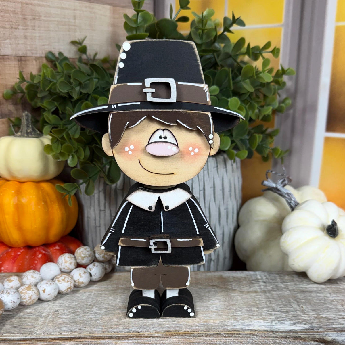 Wooden Pilgrim Couple Shelf Sitters, Rustic Fall Thanksgiving Decor