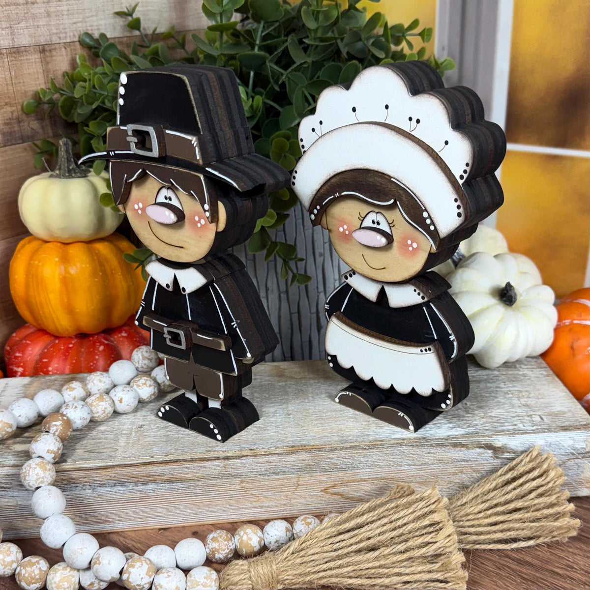 Wooden Pilgrim Couple Shelf Sitters, Rustic Fall Thanksgiving Decor