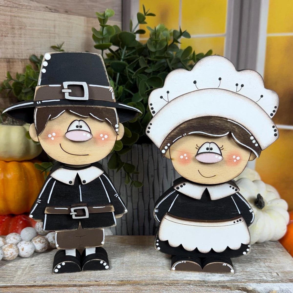 Wooden Pilgrim Couple Shelf Sitters, Rustic Fall Thanksgiving Decor