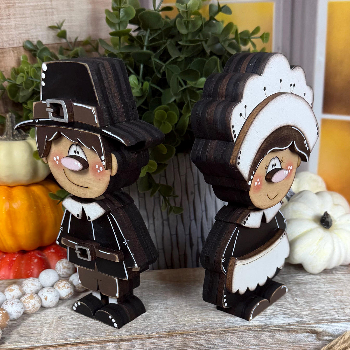 Wooden Pilgrim Couple Shelf Sitters, Rustic Fall Thanksgiving Decor