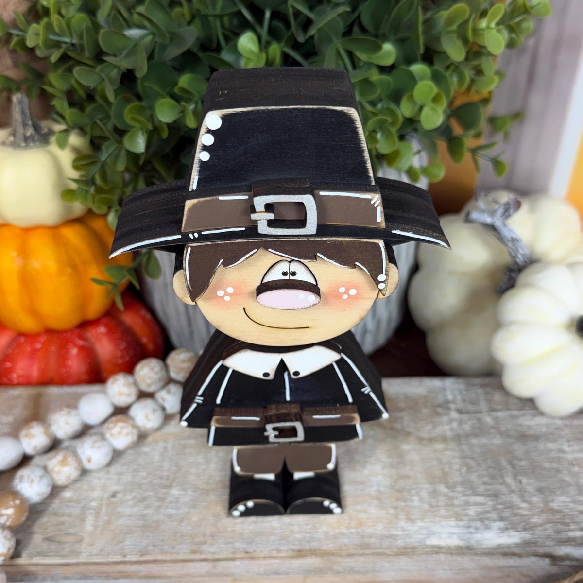 Wooden Pilgrim Couple Shelf Sitters, Rustic Fall Thanksgiving Decor
