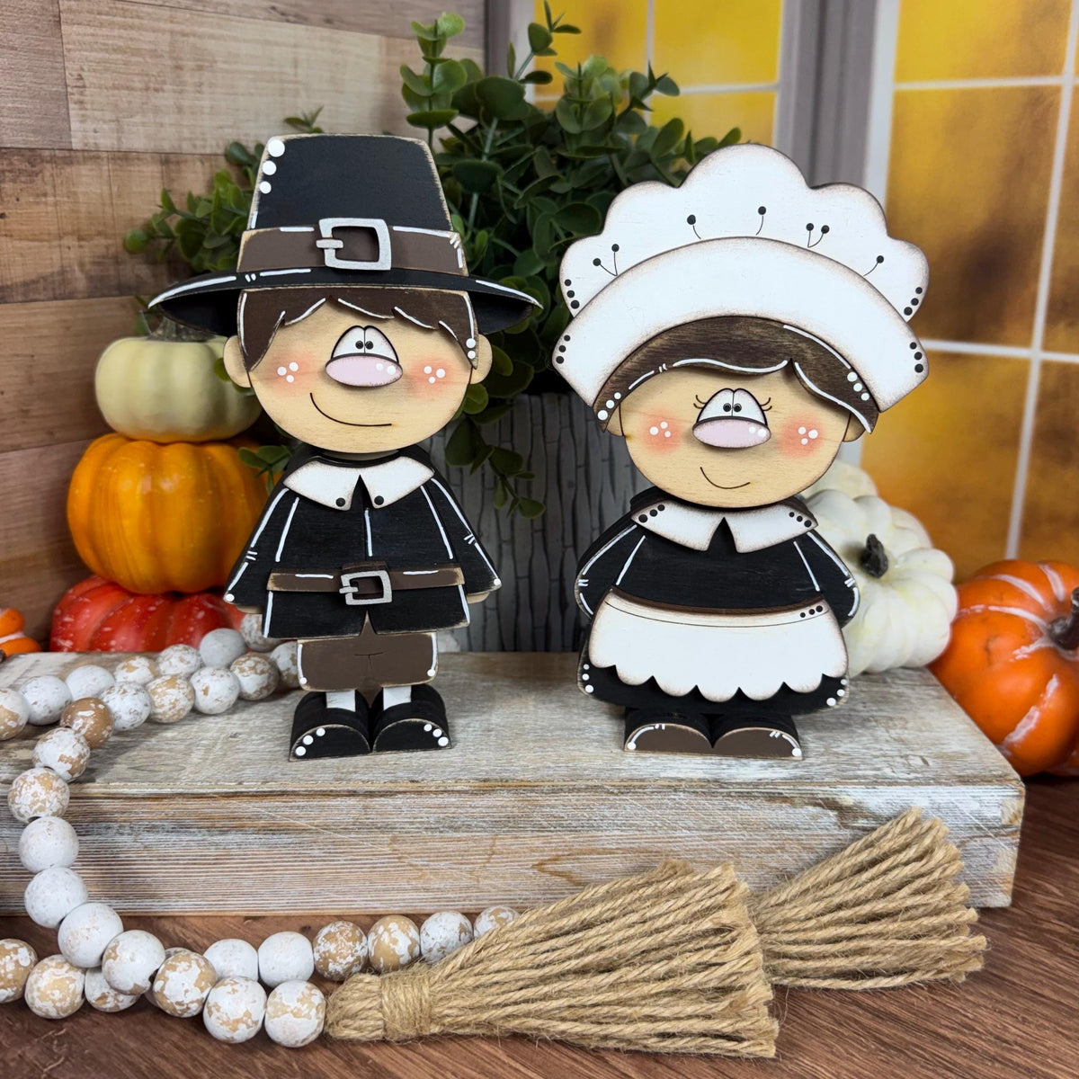 Wooden Pilgrim Couple Shelf Sitters, Rustic Fall Thanksgiving Decor