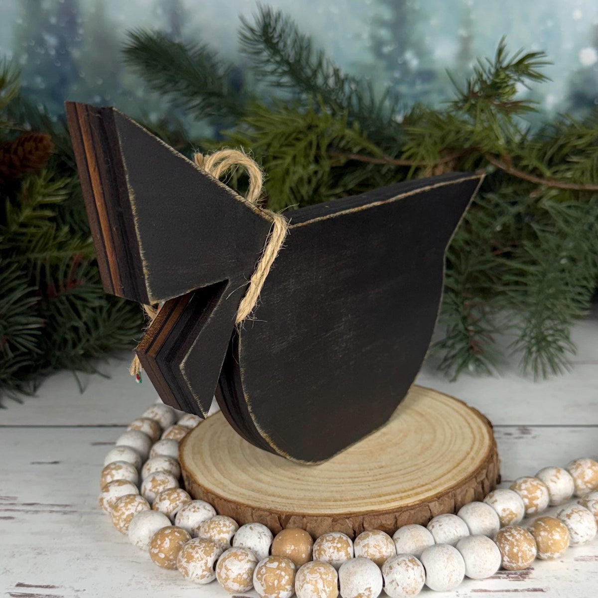 Wooden Cardinal for Christmas with "Merry" Wooden Tag – Perfect Holiday Accent!