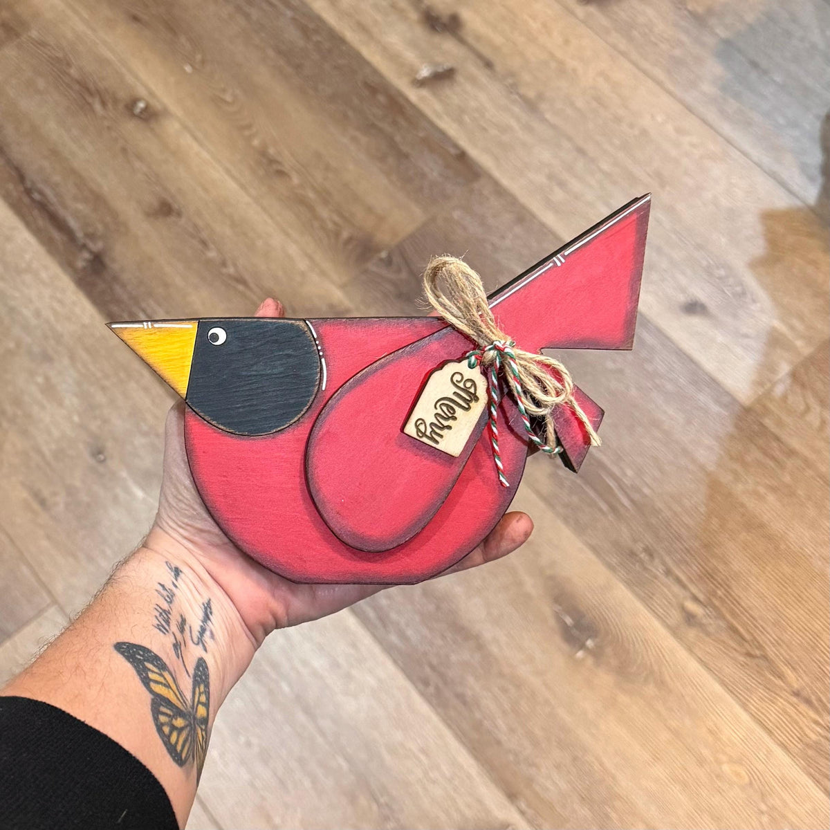 Wooden Cardinal for Christmas with "Merry" Wooden Tag – Perfect Holiday Accent!