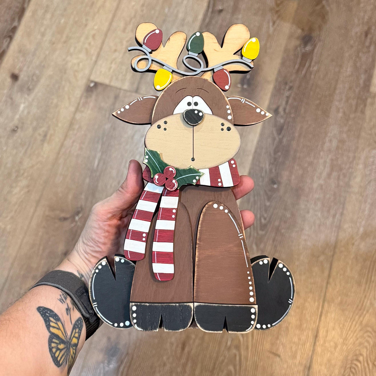 Handcrafted Christmas Reindeer Shelf Decor - Add a Rustic Charm to Your Home