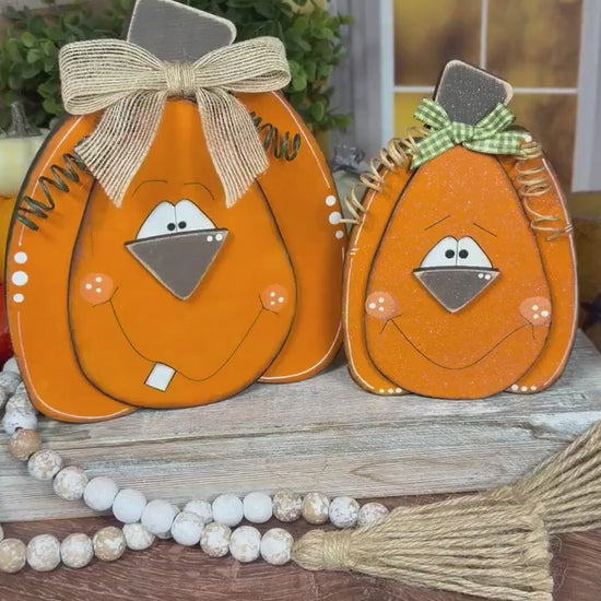 Hand-Painted Wooden Pumpkins with Faces – Rustic Fall Shelf Decor