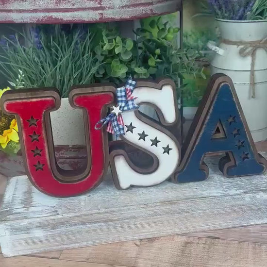 Handcrafted USA Rustic Wooden Chunky Shelf Sitter - Vintage Americana Accent
