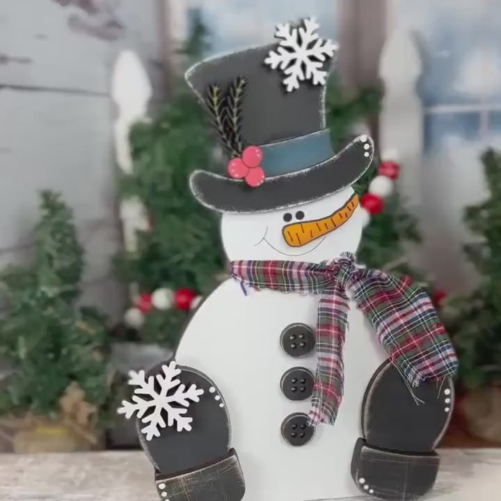 Hand-Painted Wood Snowman: Rustic Farmhouse Winter Decor