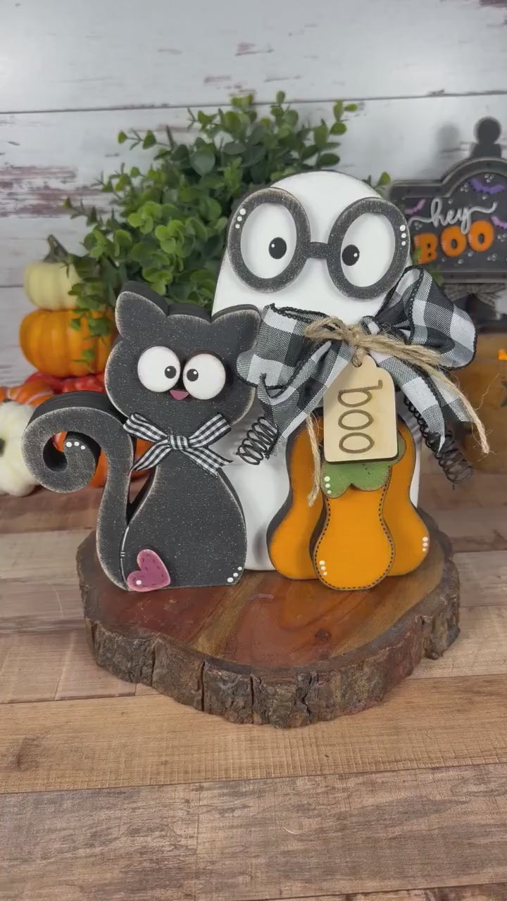 Stitched Boo Shelf Sitter – Black Cat, Ghost & Pumpkin Halloween Decor