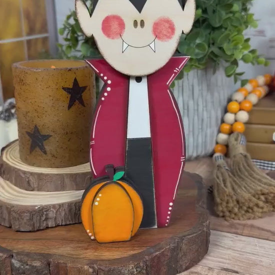 Vampire Farmhouse Halloween Décor - Spooky Rustic Vibes