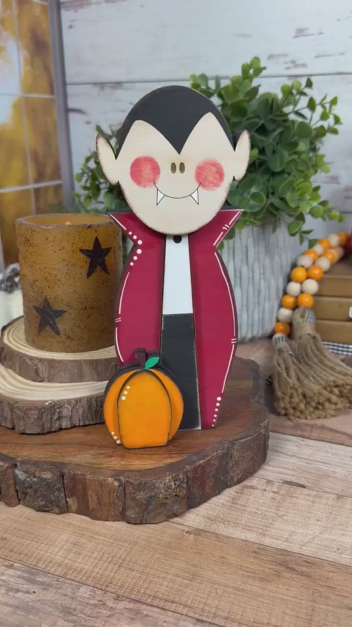 Vampire Farmhouse Halloween Décor - Spooky Rustic Vibes